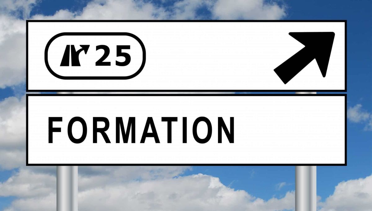 Panneau "FORMATION" (études travail continue stage alternance)