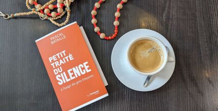 Pascal Bataille explore les vertus oubliées du silence : Petit traité du silence