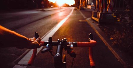 Sylvestre réalise son rêve d’un tour du monde culinaire à vélo