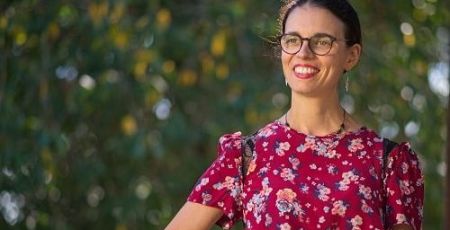 Paris : la conteuse Marie-Aline perpétue la tradition orale bretonne