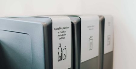 Poubelles de tri en entreprise