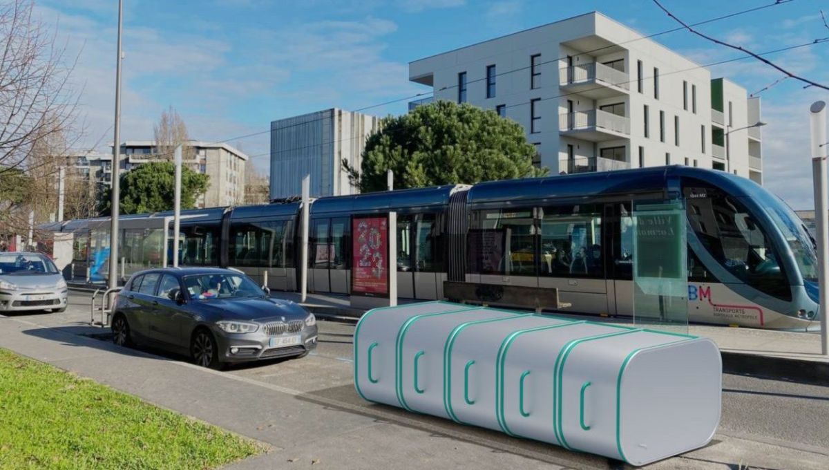Simulation de garages à vélo sécurisés et connectés.