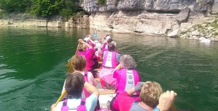 Pagayer dragon boat sirènes cancer
