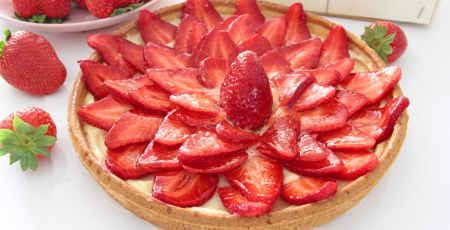 Tarte aux fraises facile et gourmande - crédit photo : ALF photo via Adobe Stock