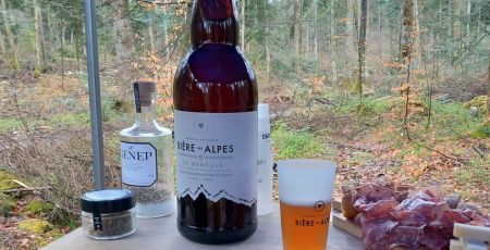 Alpes : La Boréale, une bière locale et responsable à base d’épicéa