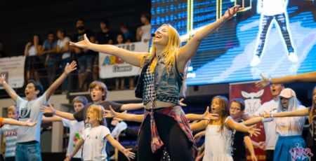 Rencontre avec TheFairyDina, vice-championne du monde de Just Dance