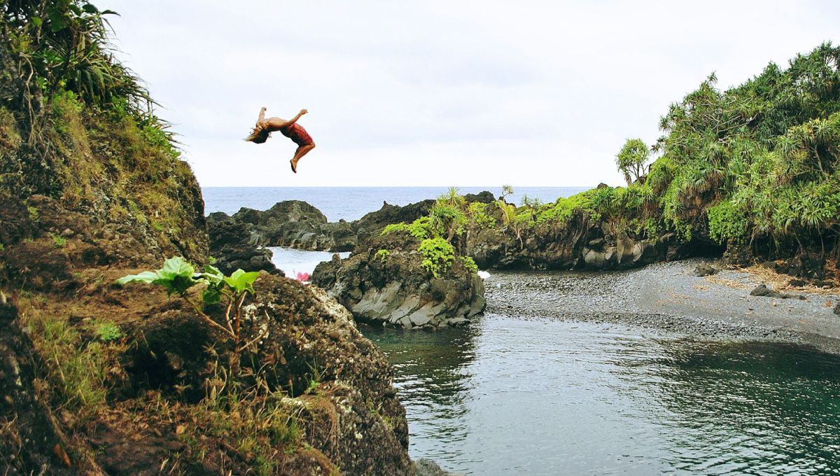 Jérémy Nicollin, vivre de sa passion du cliff jumping