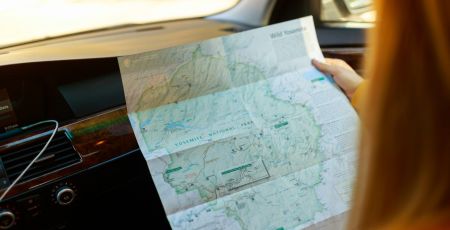 En Auvergne, il collectionne plus de 16000 cartes Michelin